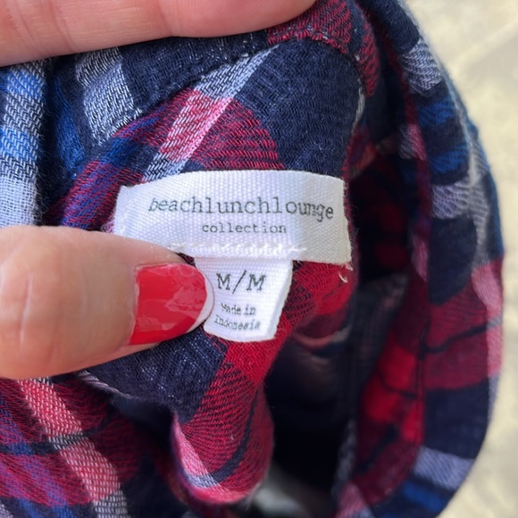 EUC plaid beach lunch lounge collection long sleeve cotton top - Picture 10 of 14